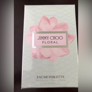 Jimmy Choo Floral Perfume with Pink Petals